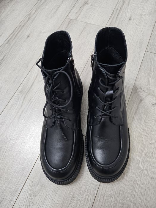 Черевики шкіряні,ботинки