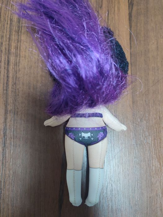 Лялька na!na!na! surprise