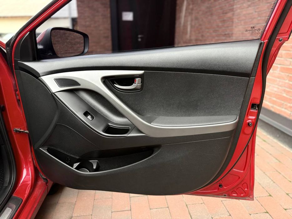 Офіційна Елантра на автоматі