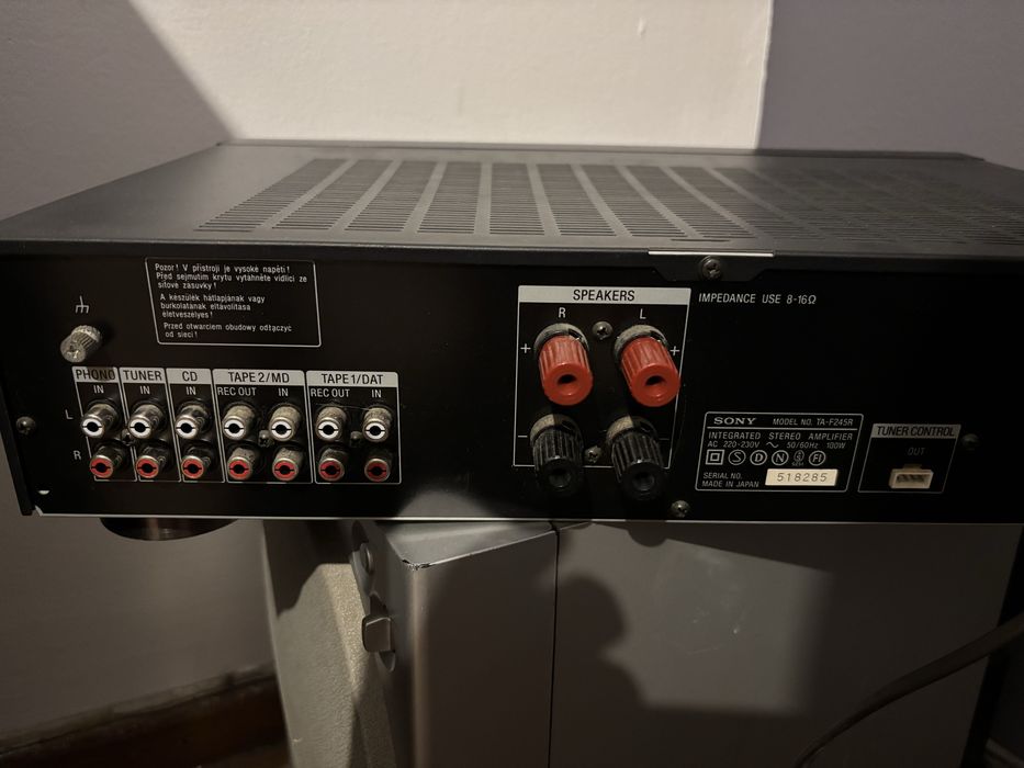 Amplificador stereo sony