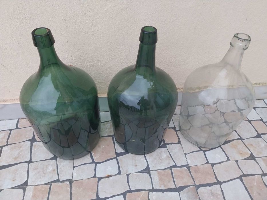 Garrafões em Vidro - Antigos