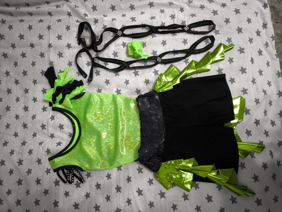 Komplet taniec towarzyski latino samba chacha 140/146