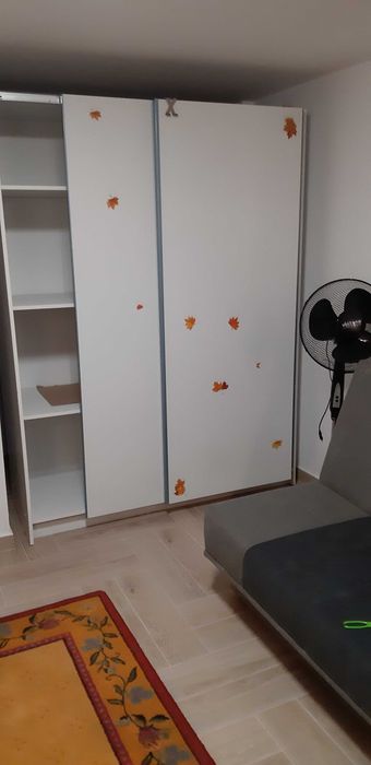 pokój w oddzielnym mieszkaniu w domu jednorodzinnym