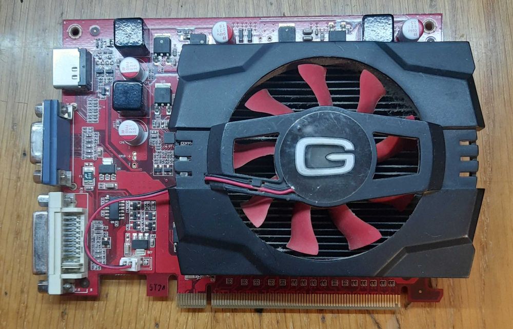 Видеокарта GeForce GT 240 1024 MB