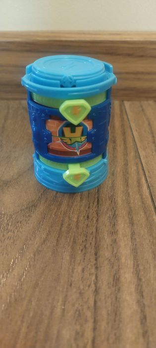 Super Things Zings.Zegarek i wieża