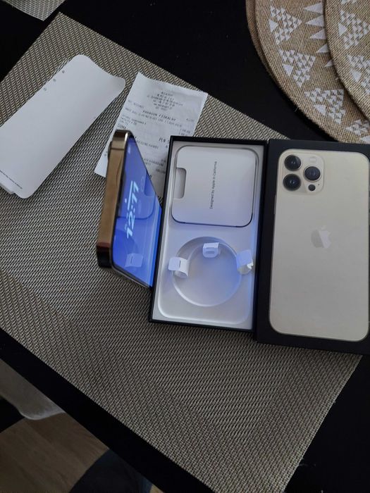 Iphone 13 Pro Max złoty wygląda jak nowy