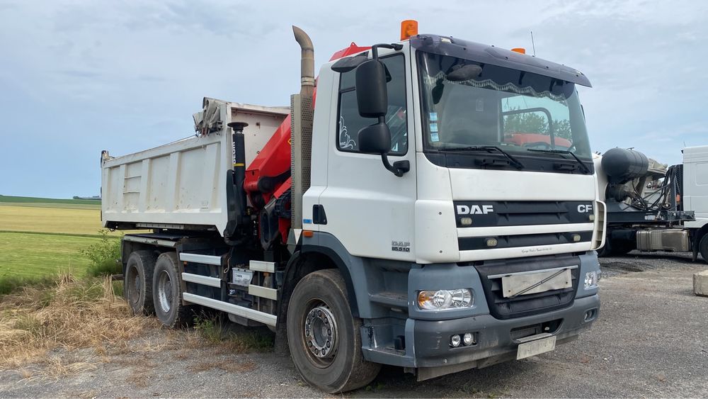 Daf 85/510 6x4 com grua e bascula