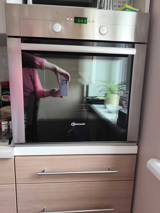 Духова шафа пічка електрична Bauknecht.