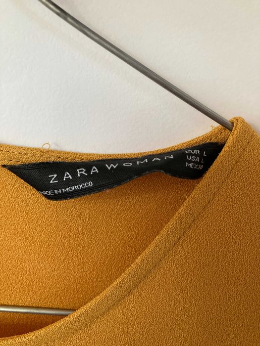 Vestido Zara amarelo mostarda