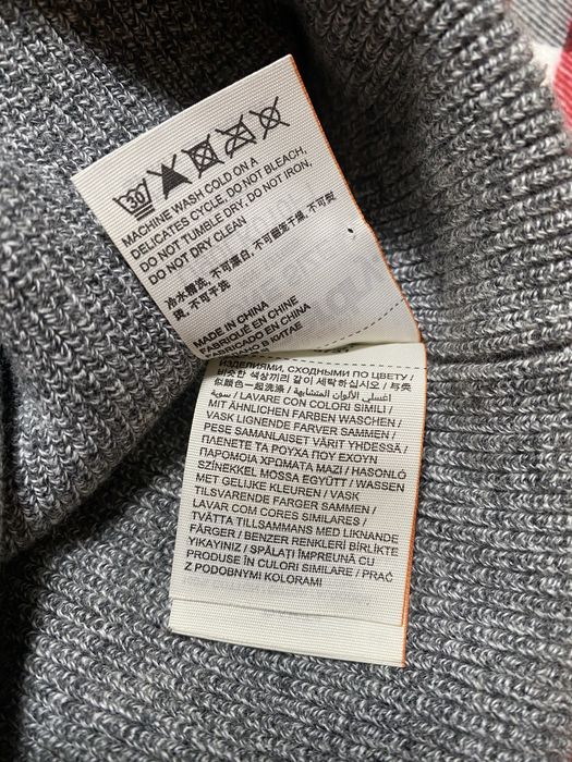 Czapka szara Superdry