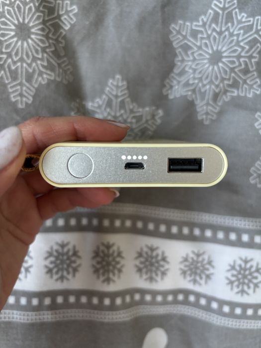 Powerbank Fresh N Rebel jasnożółty 6000mAh jak nowy