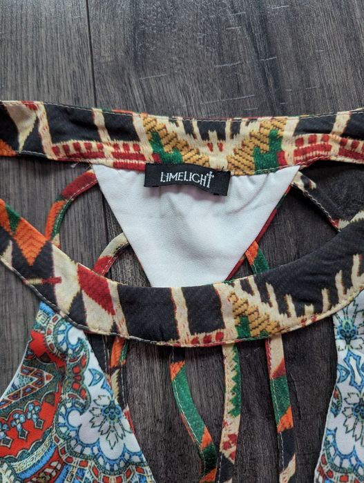 Limelight sukienka mini kolorowa orientalna wycięcia vintage