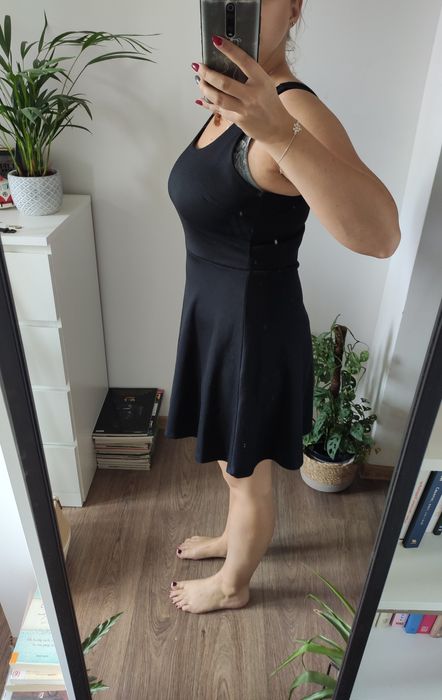 Czarna mini sukienka