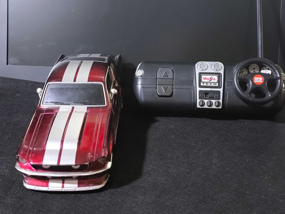 Машинка Ford Mustang GT 1967 Maisto на радіокеруванні  1/24