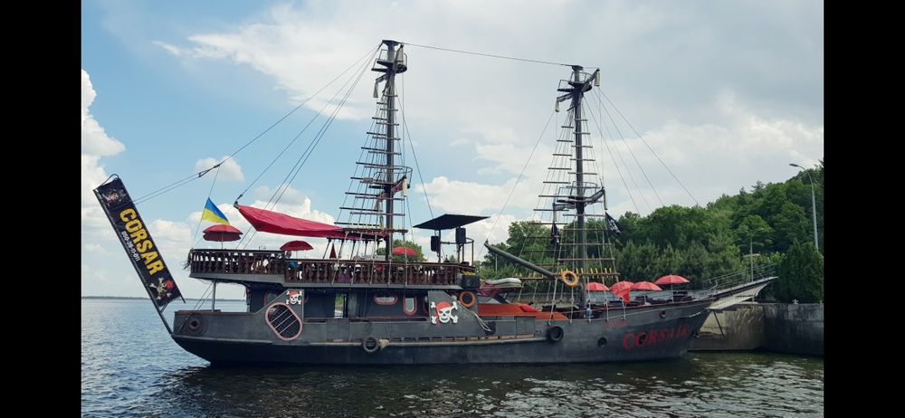 Теплоход Корабль Бригантина кафе аренда бизнес