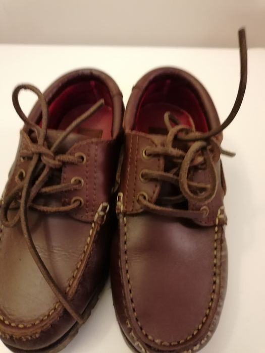 Sapatos de vela  em pele  T 32