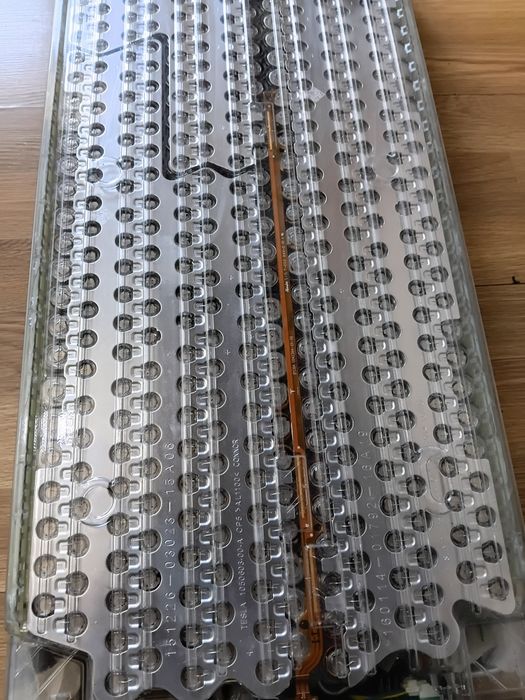 Акумулятори 18650   Tesla