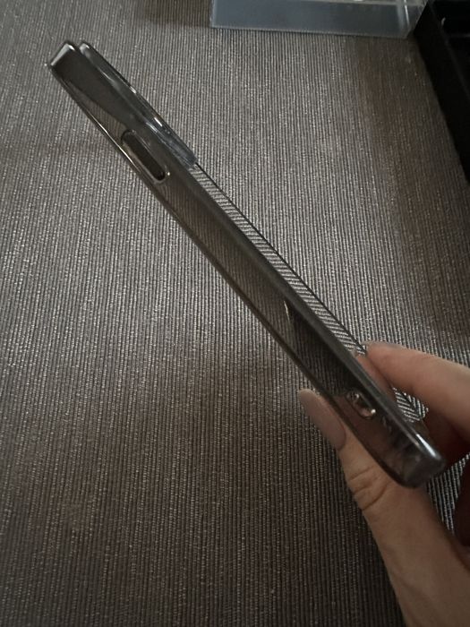 Продам бампер,чохол до IPhone 14Pro max