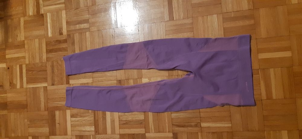 Dziewczece Legginsy termiczne rozmiar 134