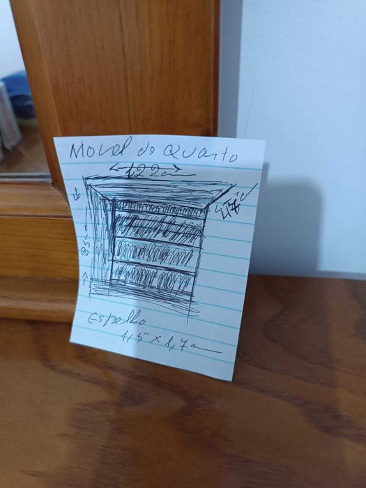 Cómoda de Castanho com Espelho