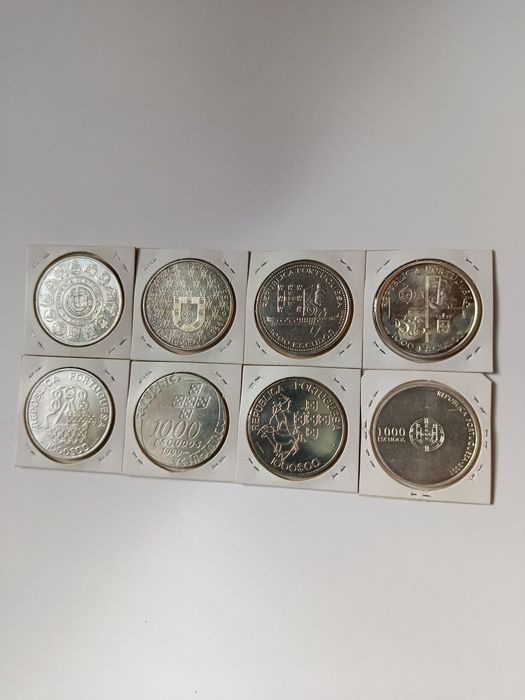 Moedas de 1000$ de Prata, 8 por 250€