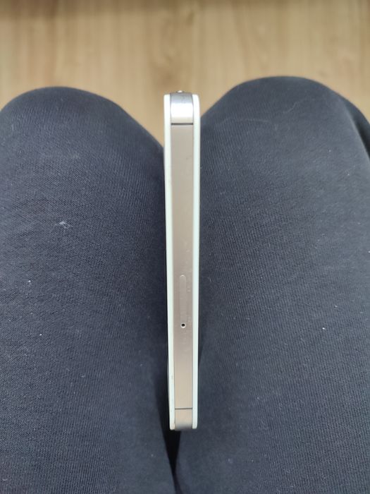 Telefon iPhone 4S