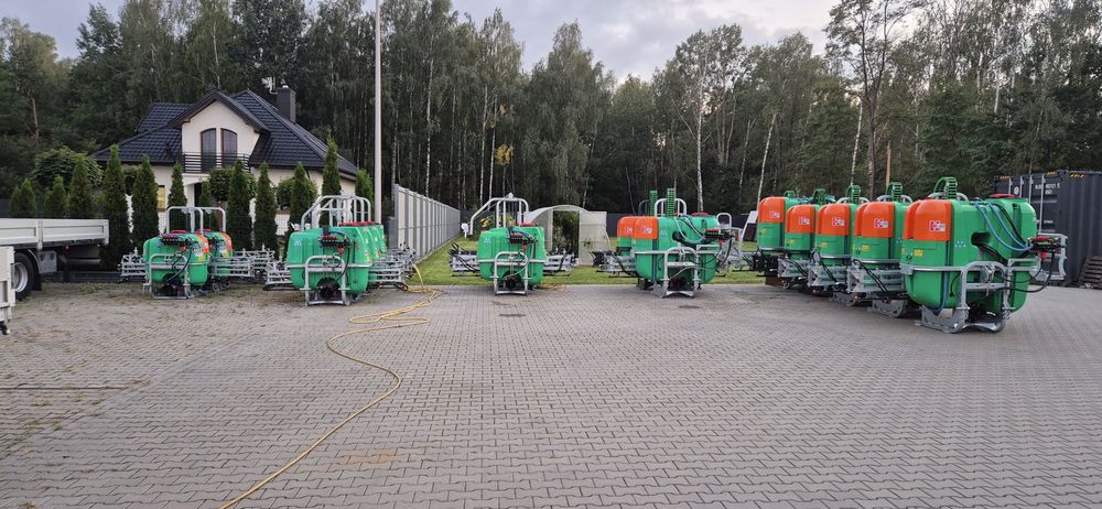Producent Tolmet Opryskiwacz 412 Klara 400L 12m 600L 800L 1000L 1200L