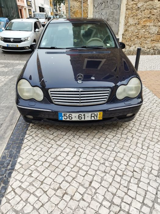 Carro em Muito Bom estado