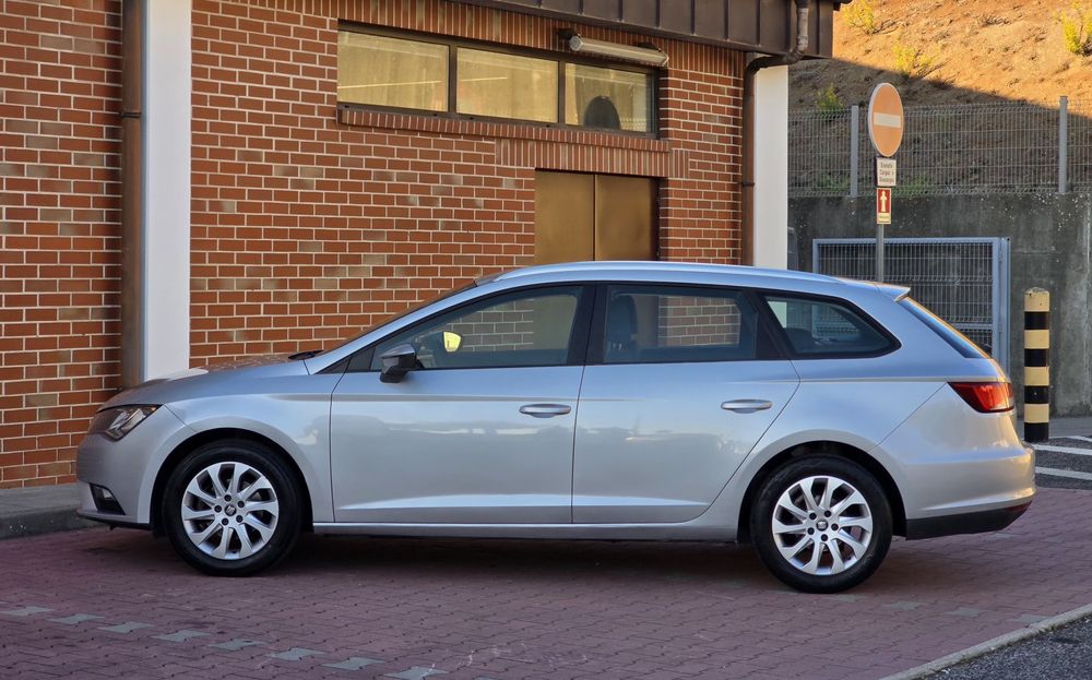 Seat Leon ST 1.6 TDI  Style Ecomotive — photo 2