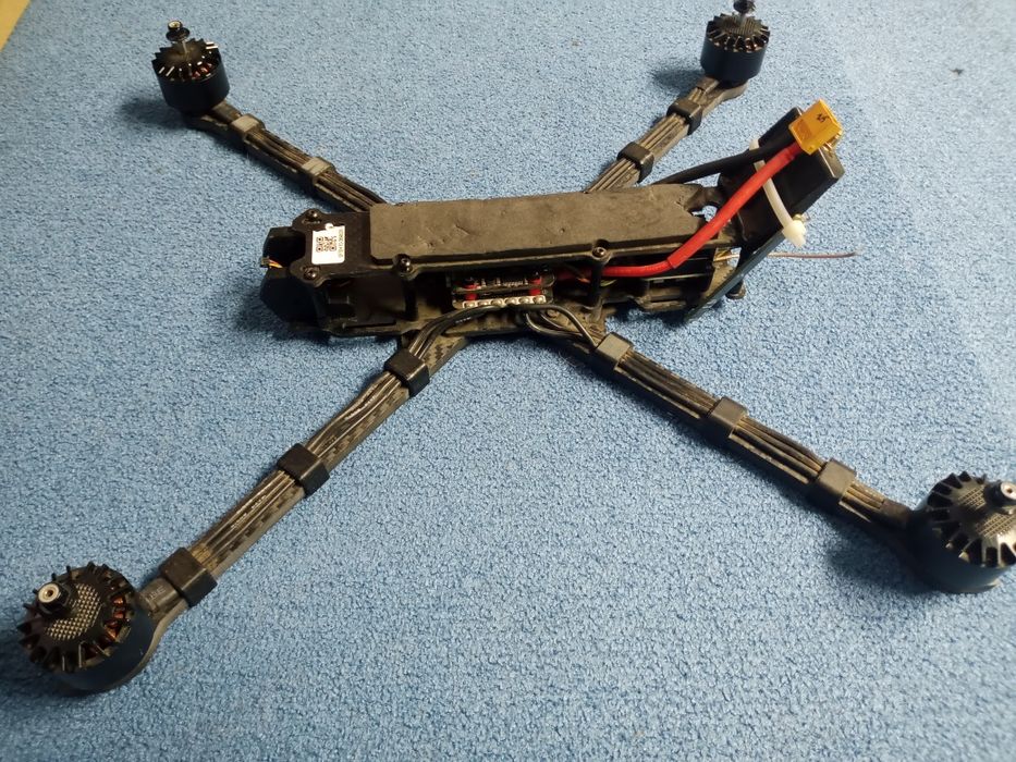 ФПВ 10 дрон FPV квадрокоптери