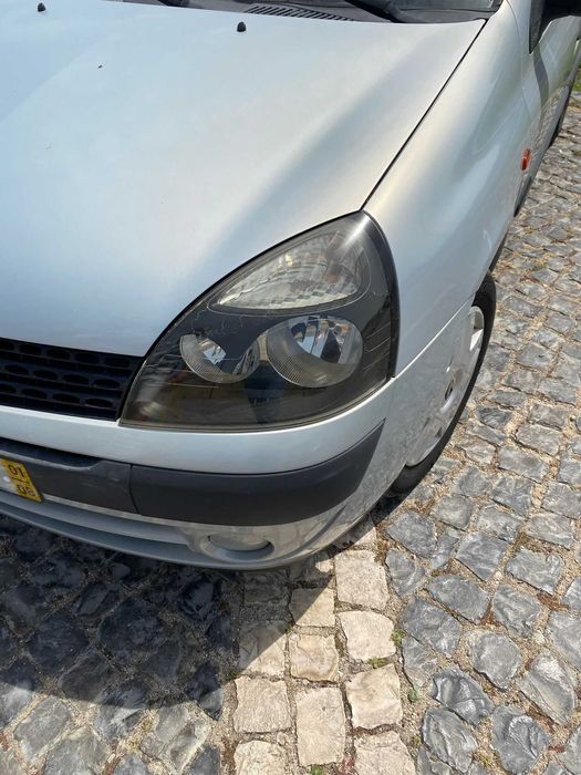 Renault Clio 1.2 gasolina 2001 5 Portas - Avaria de Motor