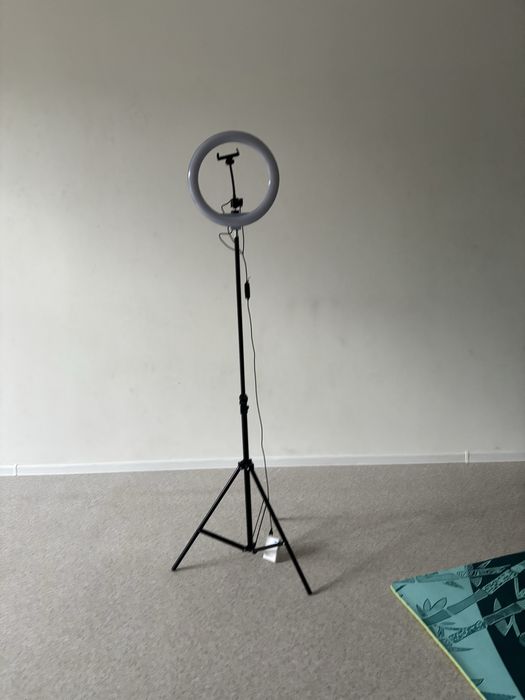 Кільцева лампа + штатив + тримач телефону