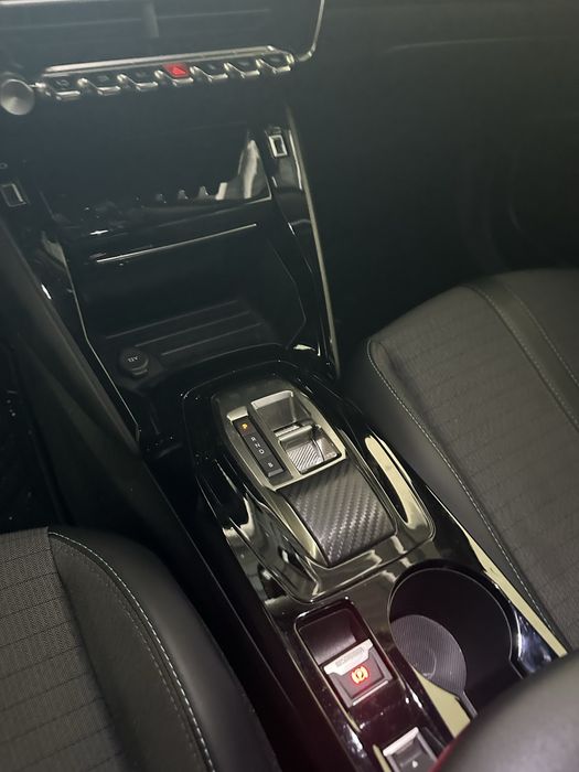 Peugeot e-2008 54 kWh Allure