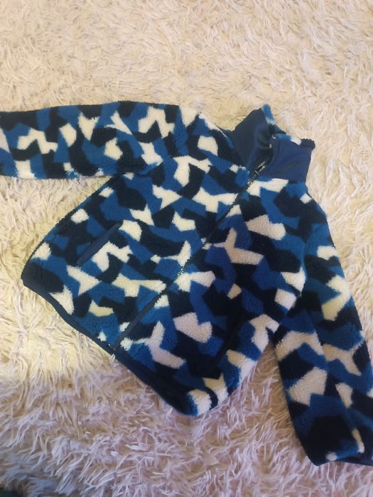 Продам  кофту барашек