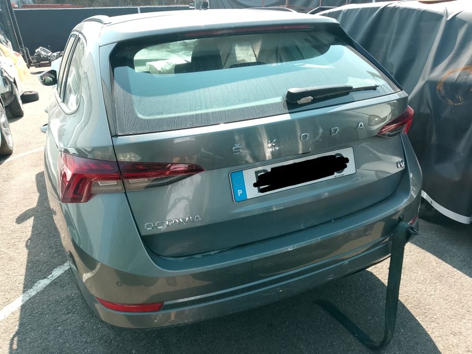 Skoda Octavia IV combi 1.4 Tsi gasolina/ elétrico para peças