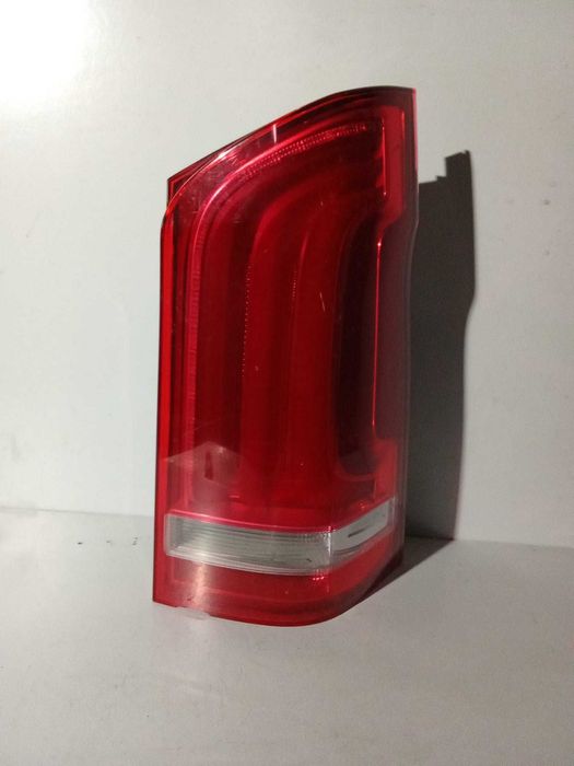 FAROLIM LADO DIREITO [LED] MERCEDES VITO W447 2020