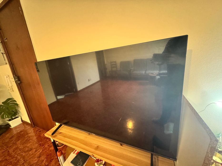 Smart tv used-like new