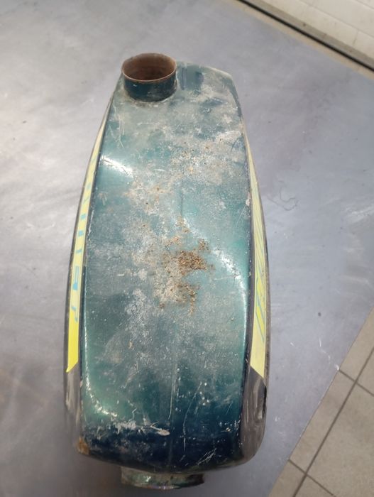 Romet pony 301, Romet kadet  zbiornik