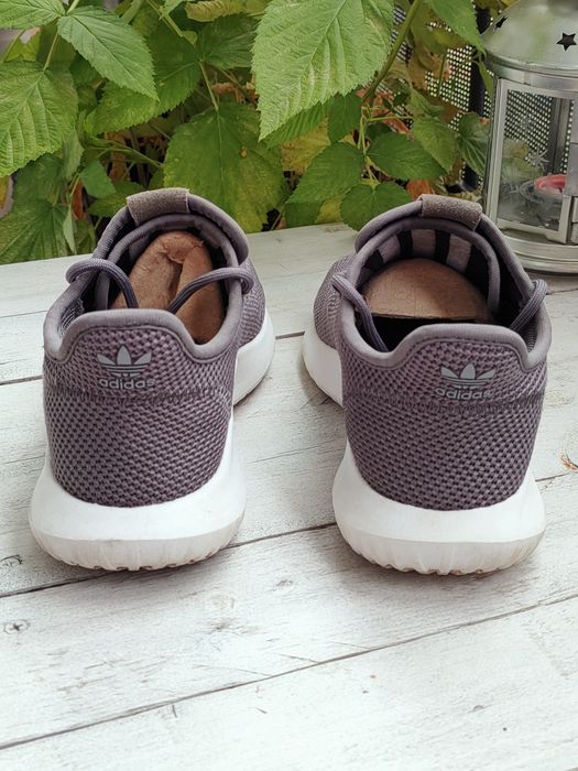 Buty Adidas Tubular Shadow (AQ0386) r.38
