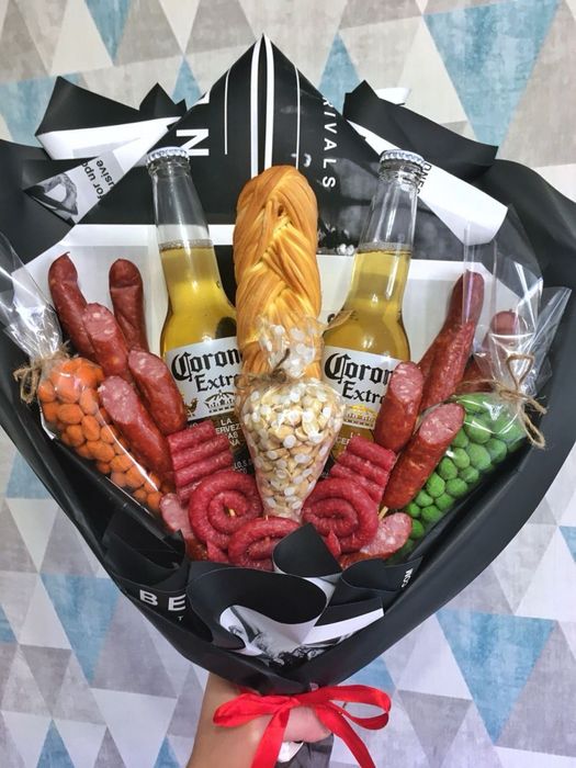 Подарункові бокси на 14 лютого