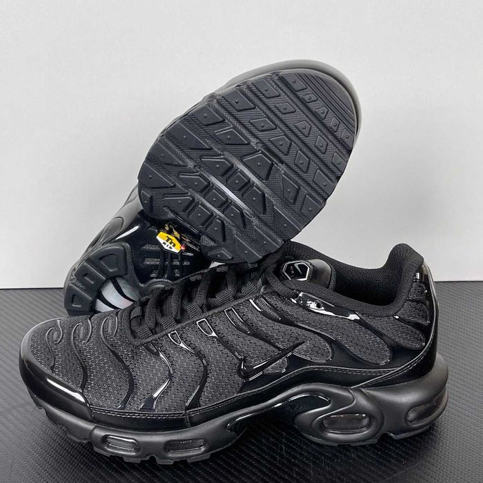 Air Max TN Plus Black r.46