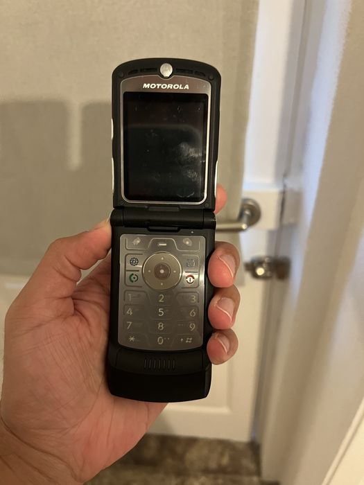 Motorola v3 muito bom