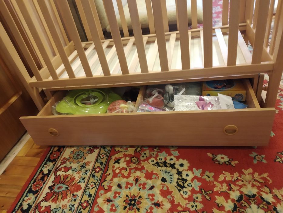 Детская кроватка "Соня" торговой марки Veres.