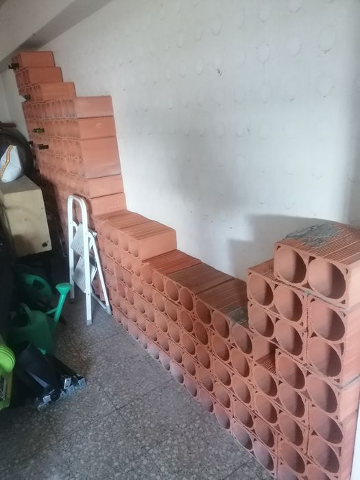 Garrafeiras  em Barro