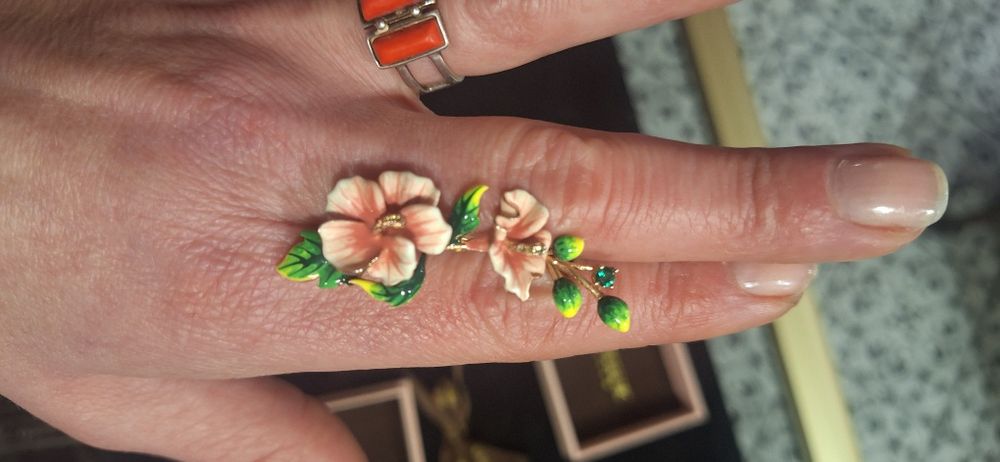 Broszka srebro 925 złocone z emalią W. Kruk