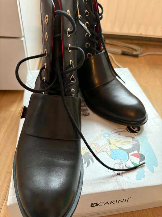 Buty Carinii B4707