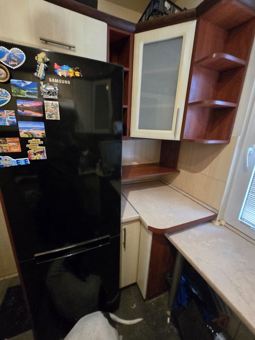 Sprzedam zestaw mebli i kuchenke