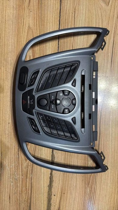 panel radia ford c-max mk2