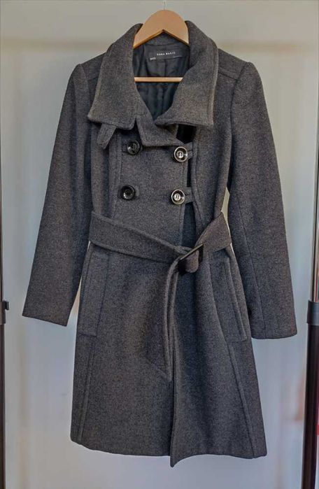 Grafitowy wełniany płaszcz smart casual zara