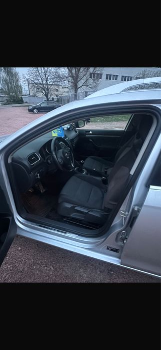 volkswagen golf 2011